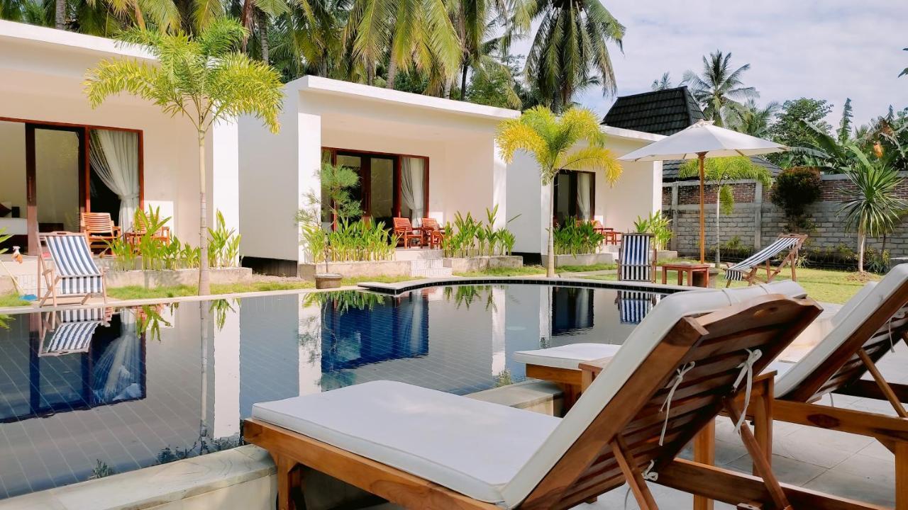 Отель The Kebon Lombok Kuta  Экстерьер фото