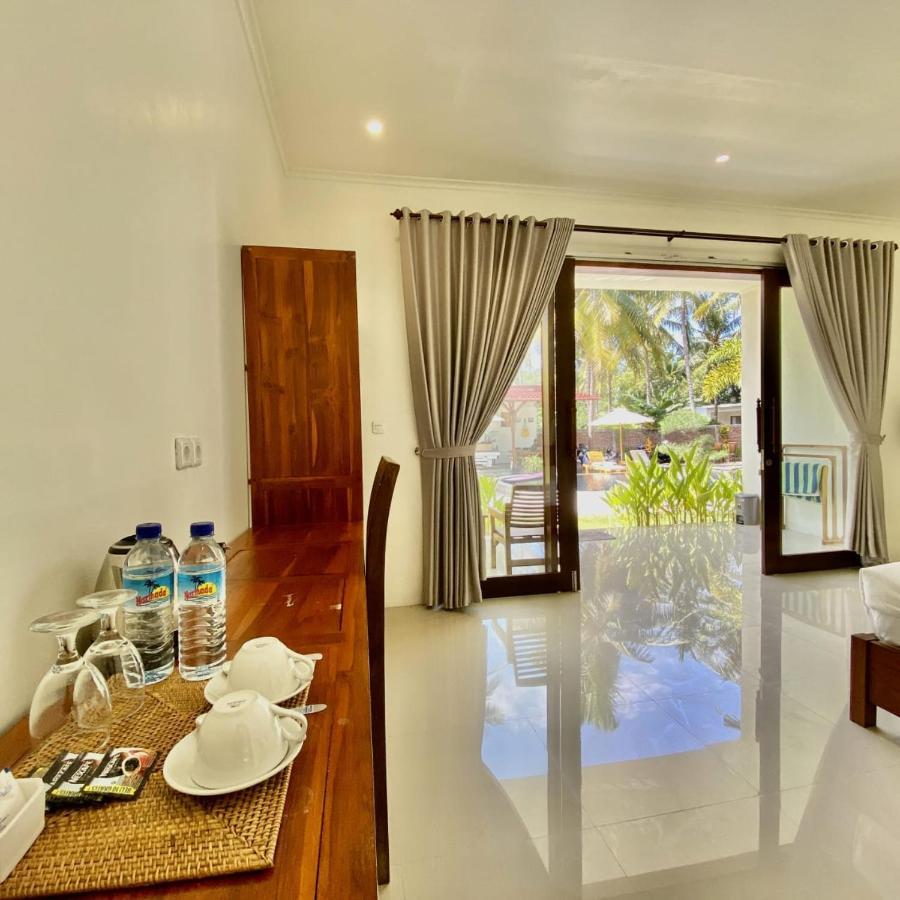 Отель The Kebon Lombok Kuta  Экстерьер фото